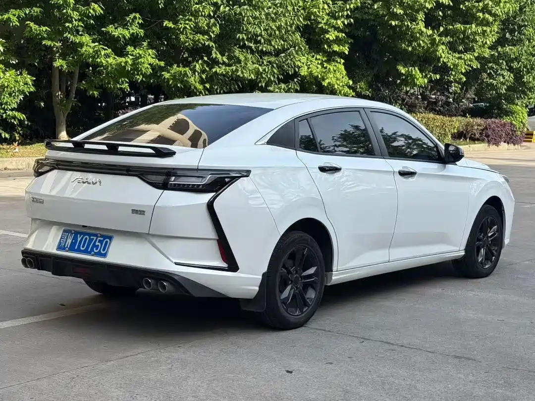 DONGFENG FENGSHEN YI HYUN