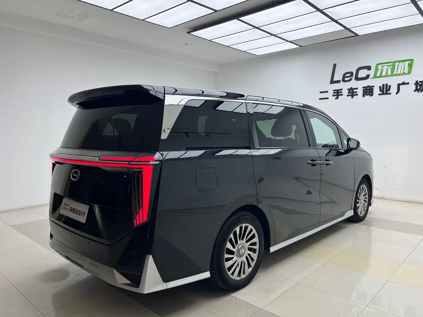 GAC Trumpchi Trumpchi M8 2023 Model Master Series 400T Ultimate Edition фото 6