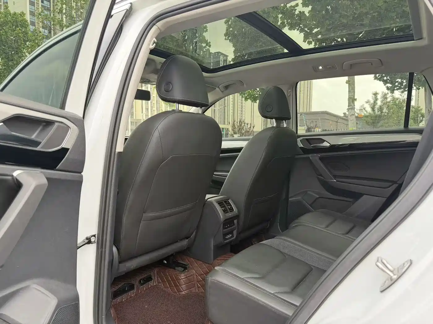 Volkswagen Tayron 2019 330TSI 2WD Luxury China VI фото 5