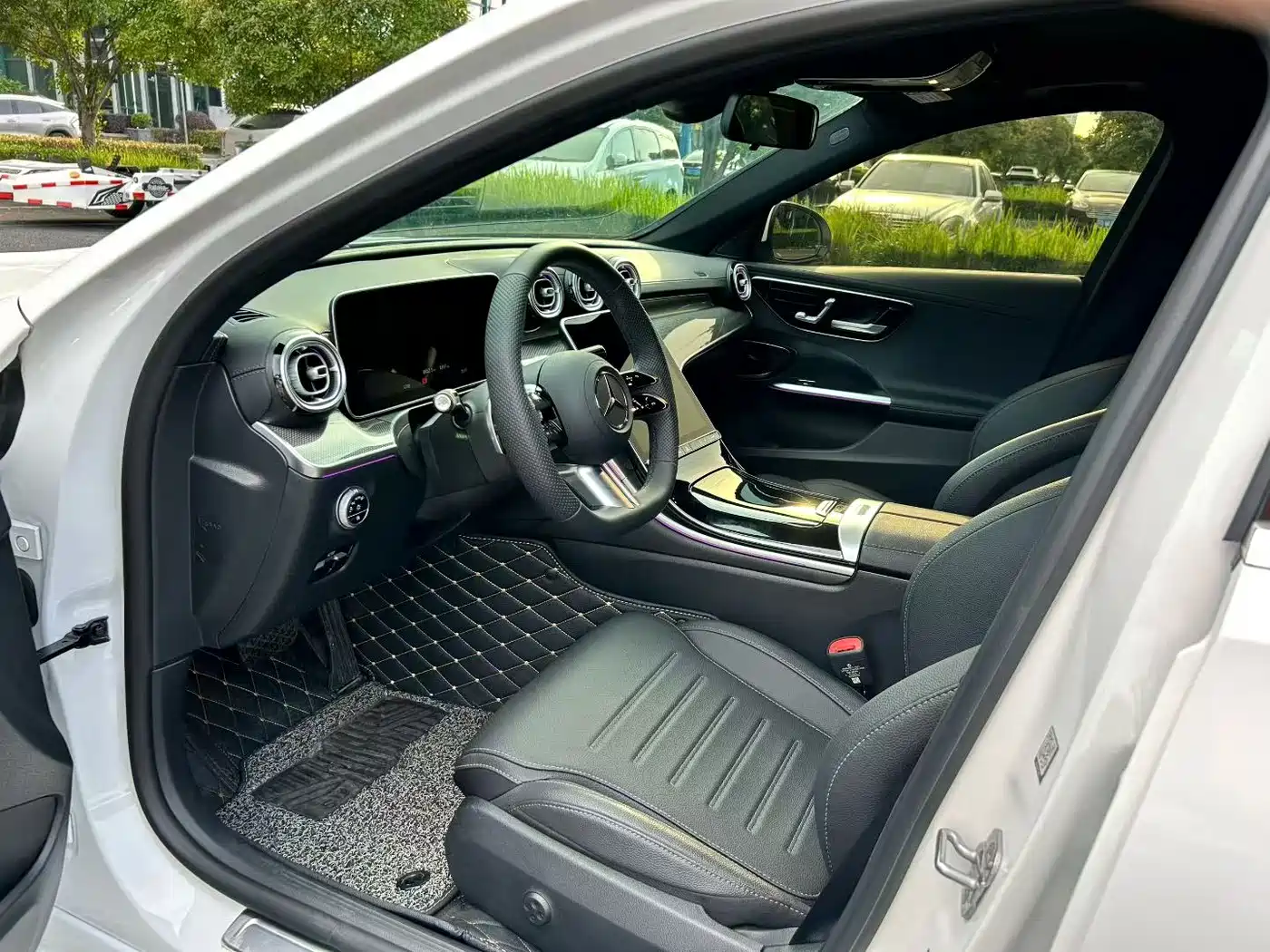 Mercedes-Benz C-Class 2025 Facelift C 260 L Sport Edition фото 3