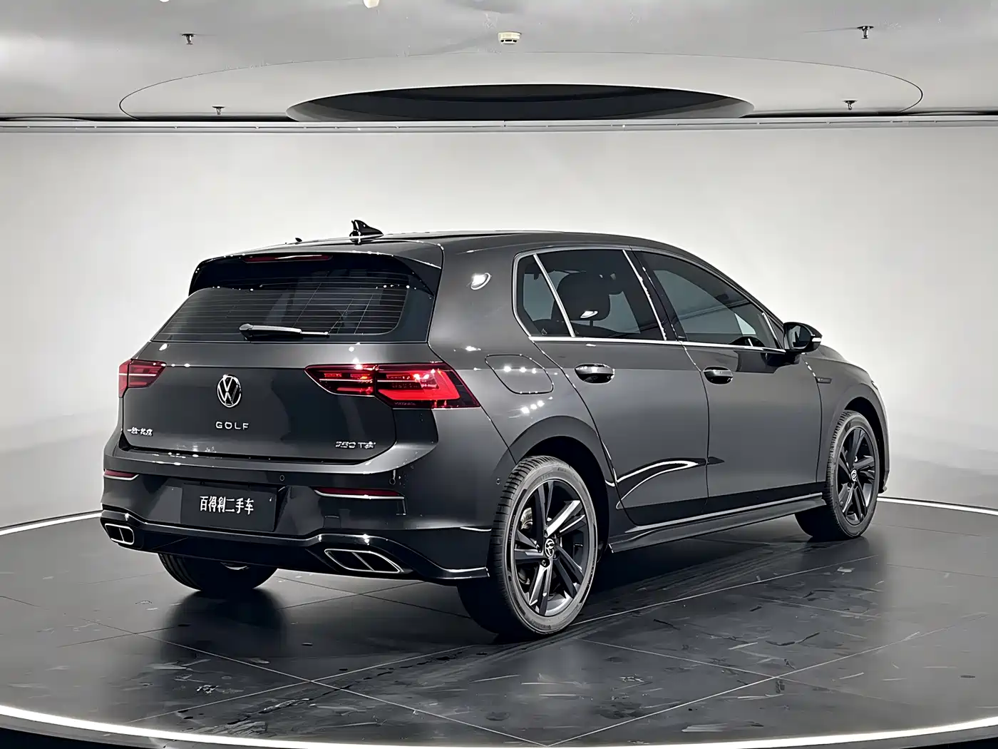 Volkswagen Golf 2023 280TSI DSG R-Line Lite фото 3