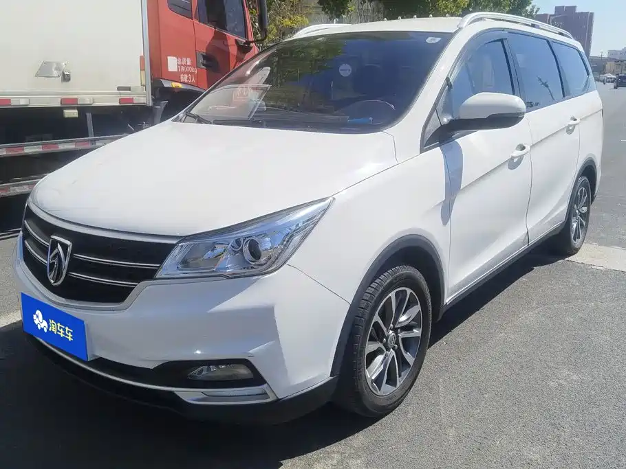 Baojun 730 2019 2019 1.5L Manual Fashion Version 7-Seater China V
