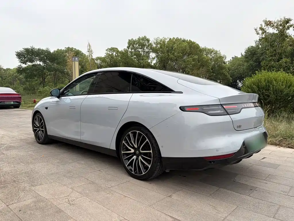 Leapmotor C01 2024 2023 630 AWD Performance Edition