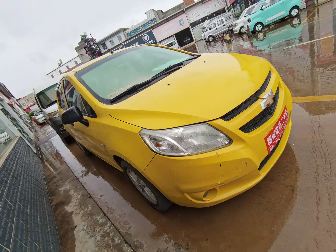 Chevrolet Sail 2010 Sedan 1.2L Manual Ideal Version фото 2