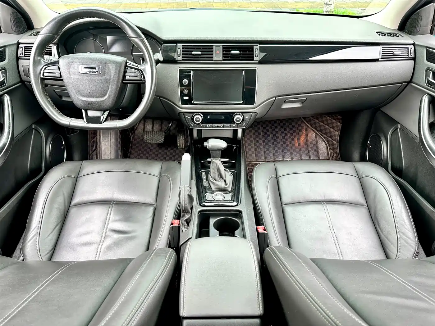 Qoros 3 2015 2014 Model Sedan 1.6T Automatic Premium