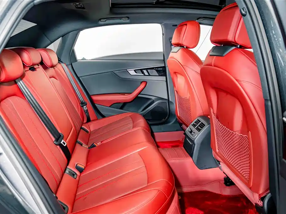 Audi A4L 2026 2025 2 Million Celebration Edition 40 TFSI Luxury Dynamic