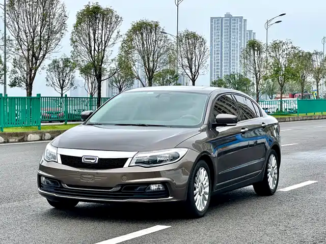  Qoros Qoros 3 2014 Model Sedan 1.6T Automatic Premium