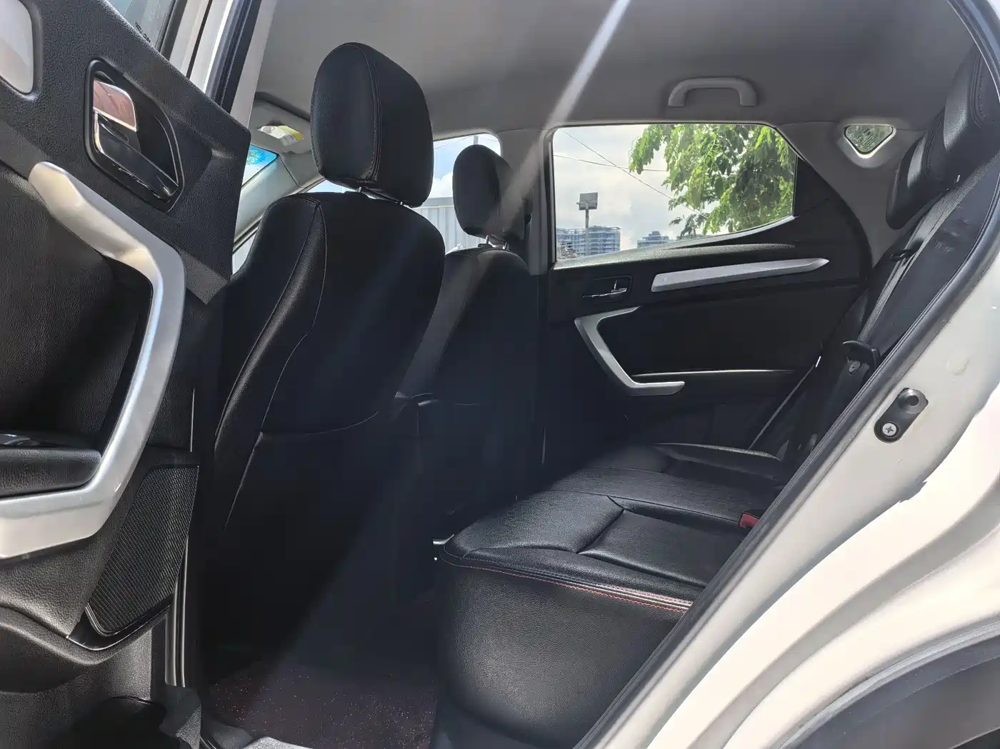 JAC Motors Refine S3 2016 2016 1.5L CVT Luxury Smart
