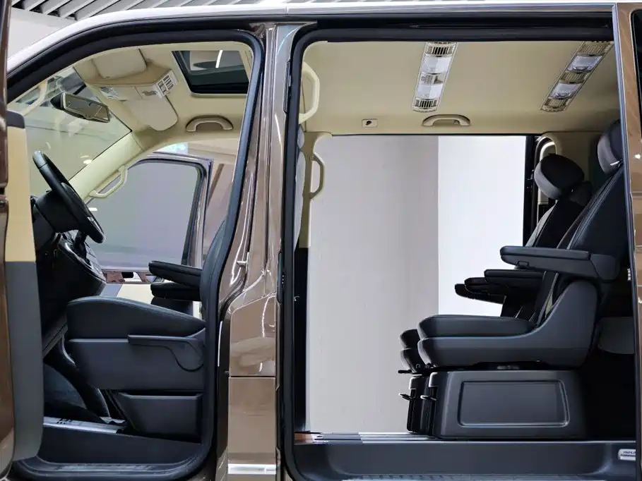 Volkswagen Multivan 2016 2012 2.0TSI 4WD Premium