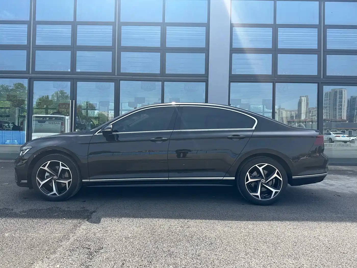 Volkswagen Magotan 2025 Model Public Edition 280TSI DSG Luxury фото 9