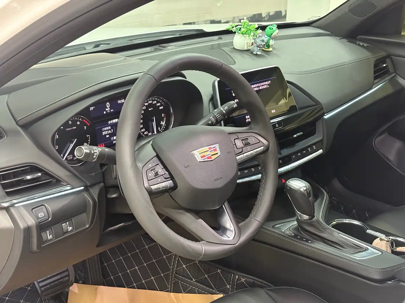 Cadillac CT4 2023 25T Fashion Edition фото 9