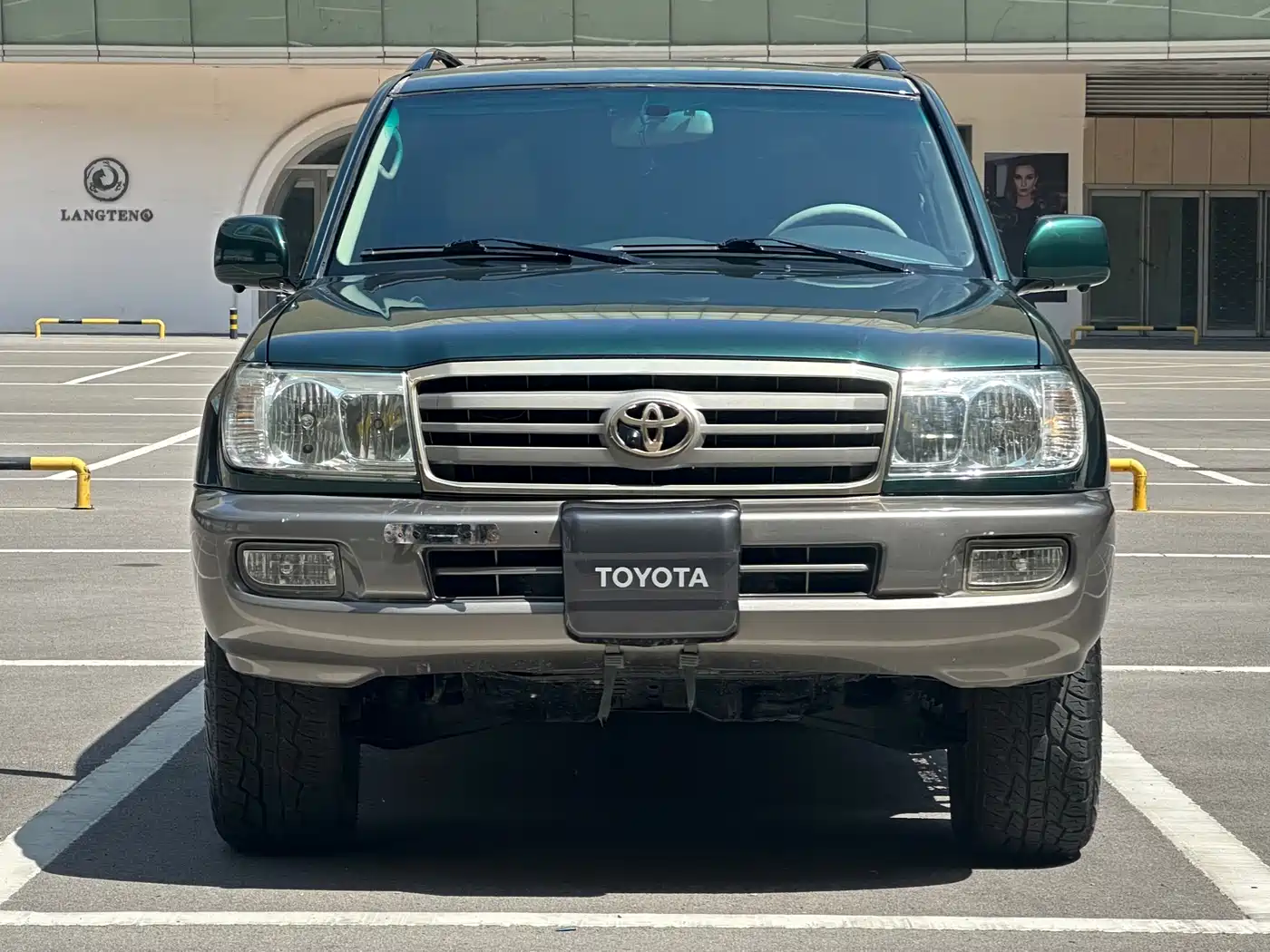 Toyota Land Cruiser фото 2