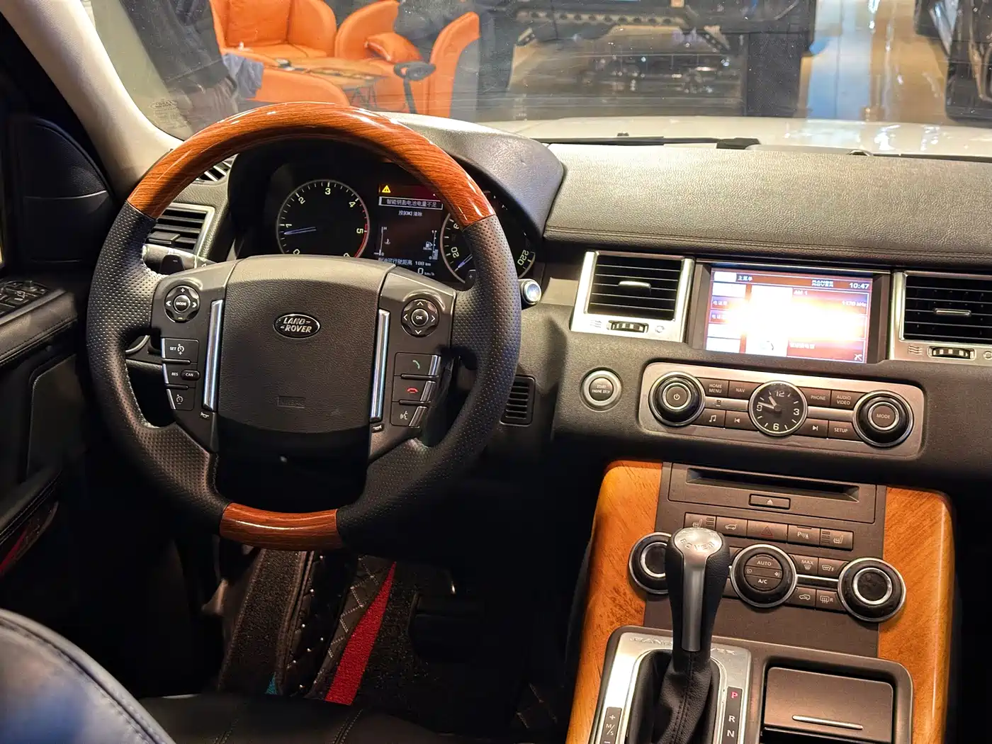 Land Rover Range Rover Sport 2011 3.0 TDV6 Sporty Diesel фото 18