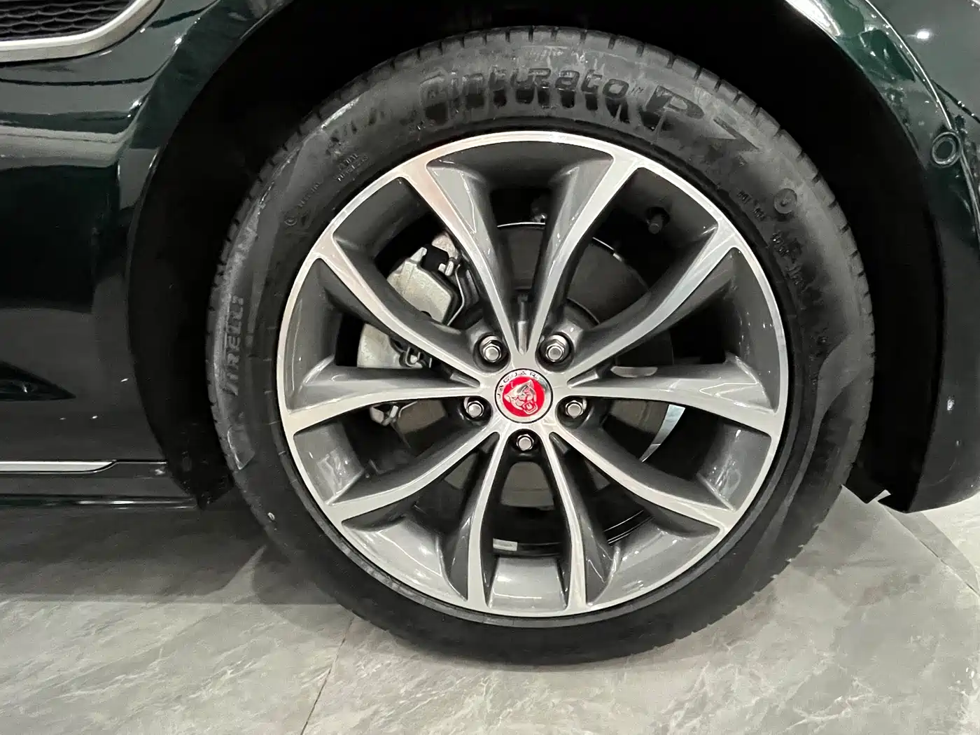JAGUAR XFL