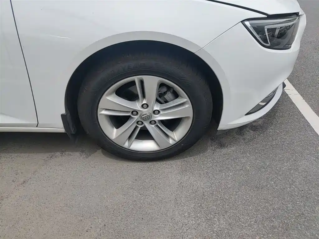Buick Regal 2019 20T Elite China VI фото 14