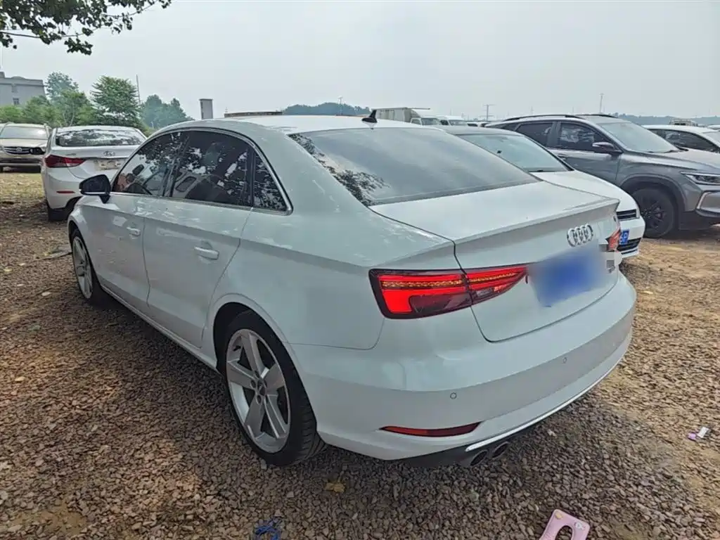 Audi A3 2019 Limousine 35 TFSI Style China VI фото 5
