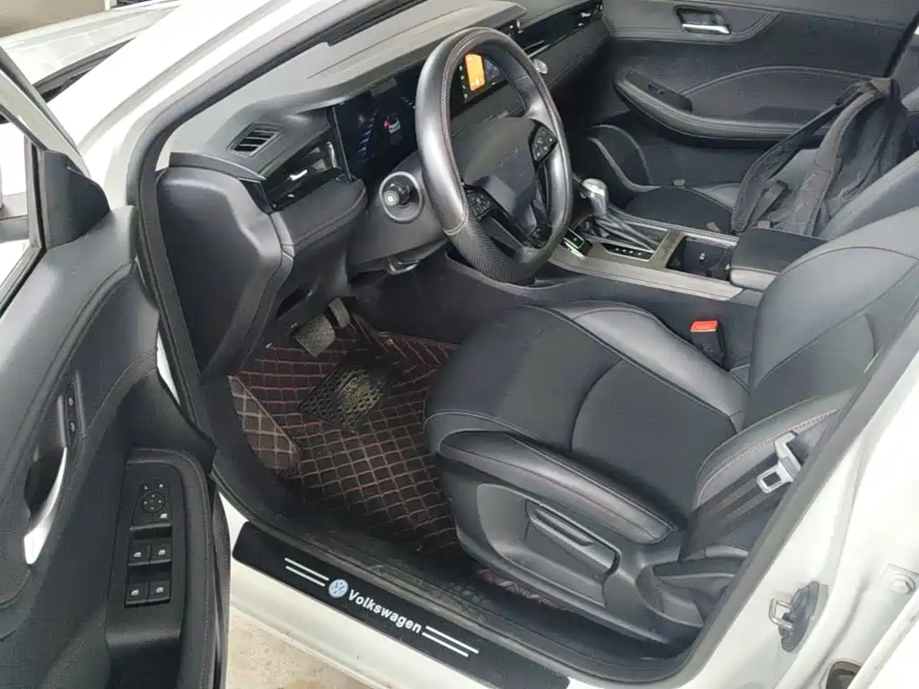 Roewe i5 2025 2023 1.5L CVT Luxury Edition