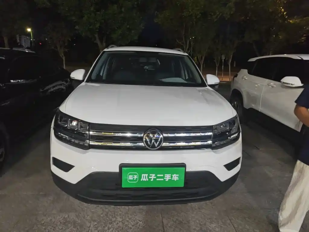 Volkswagen Tharu, миниатюра 3