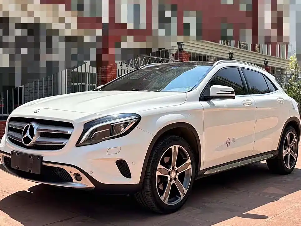 Mercedes-Benz GLA, 2016 год