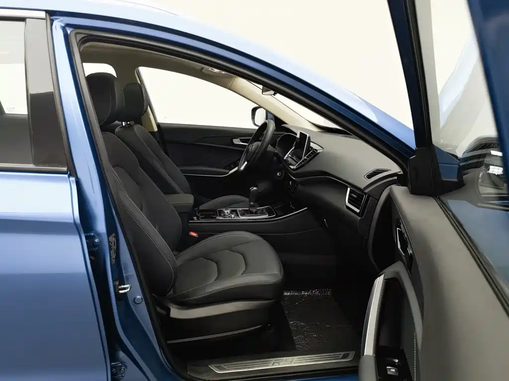 FAW Senya R9 2018 2018 Model 1.2T Manual Luxury Smart Fashion Edition