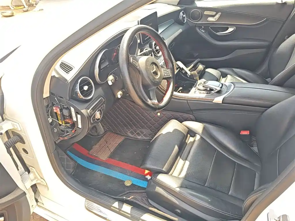 Mercedes-Benz C-Class 2016 C 200 L Sport фото 16