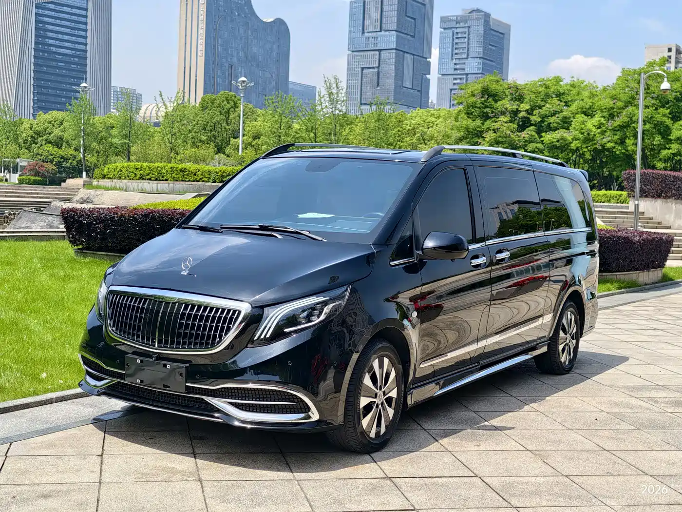 Mercedes-Benz Vito 2021 2.0T Business Edition 7-seater