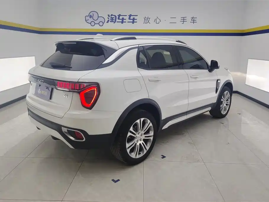 Lynk & Co 01 2019 2.0T 2WD Type Pro Version China VI фото 3