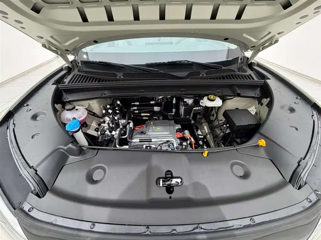 BYD Yuan UP 2025 Smart Drive Edition 401KM Vitality Version фото 18