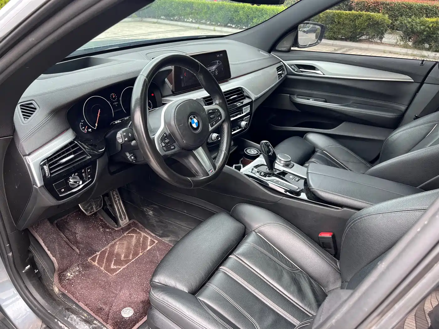 BMW 6 Series GT 2019 630i M Sport Package фото 8