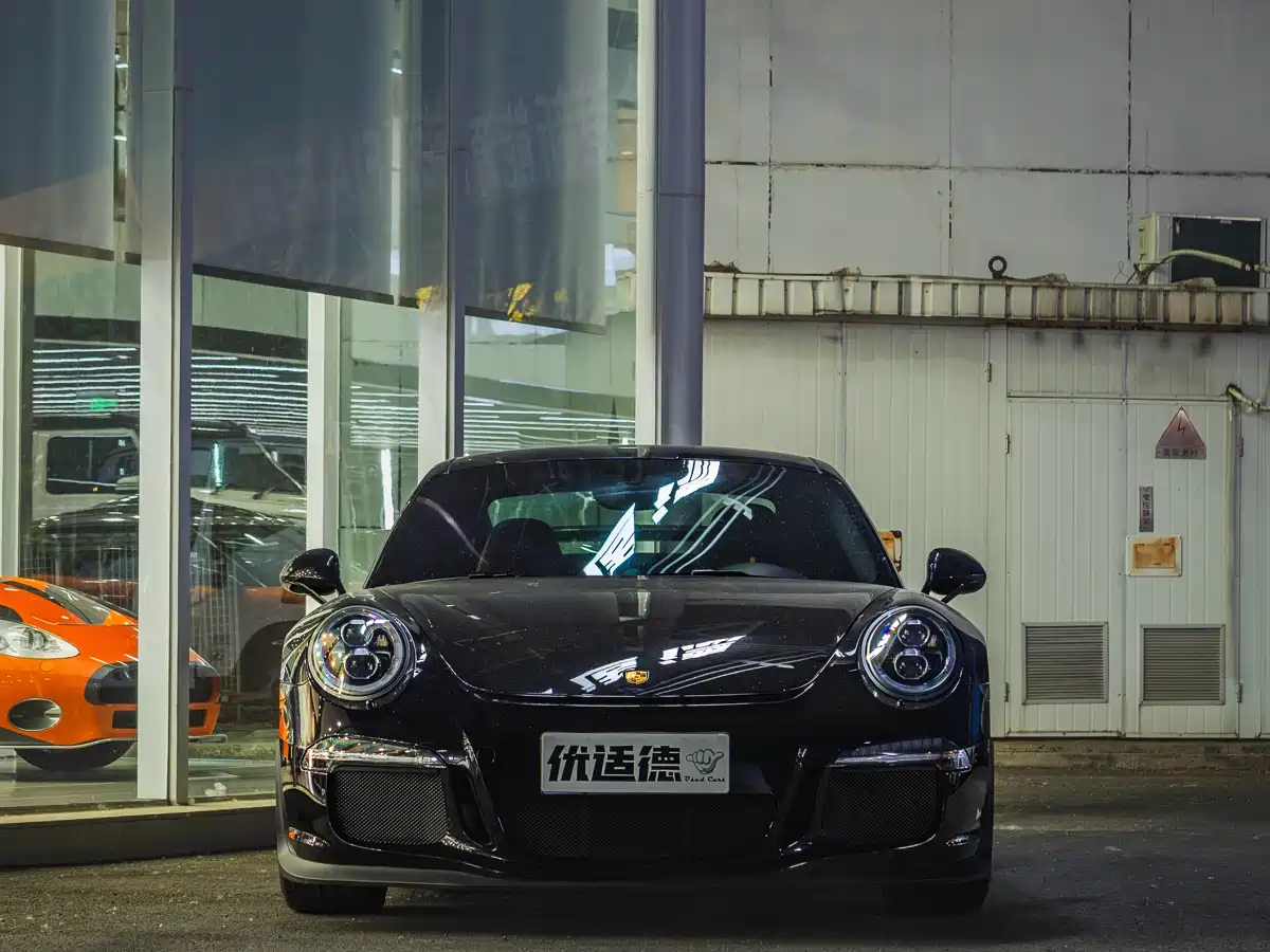 Porsche 911 2013 GT3 3.8L фото 2