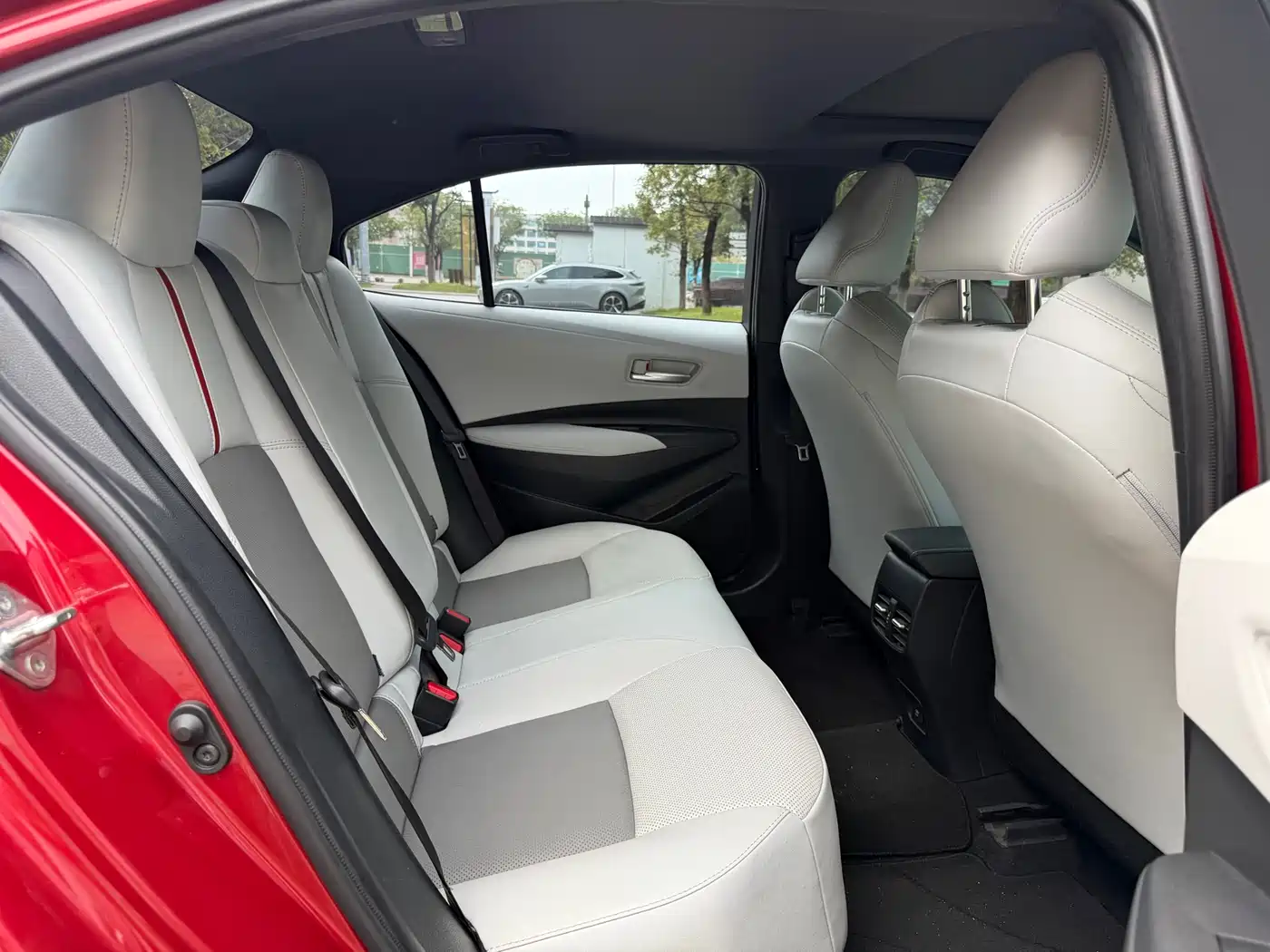Toyota Levin 2021 185T CVT Sport Edition фото 12
