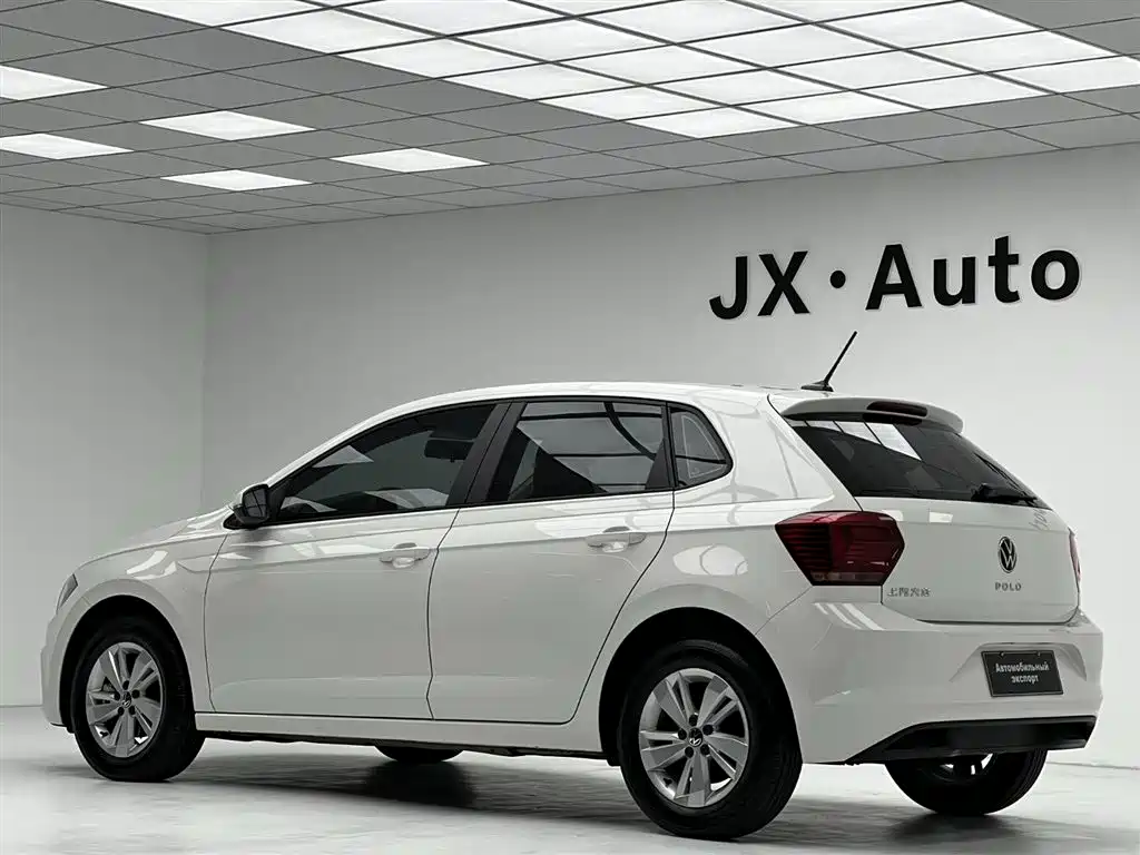 Volkswagen Polo 2021 Plus 1.5L Automatic Panorama Enjoyment Edition фото 8