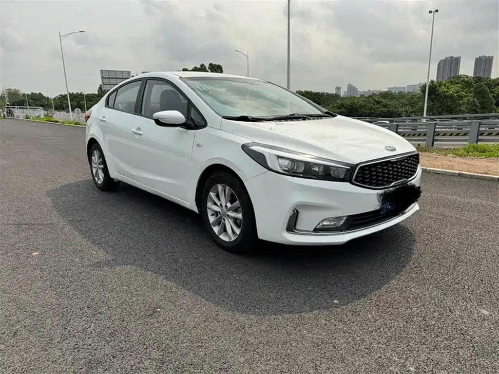 Kia K3 2016 1.6L Automatic GL фото 3