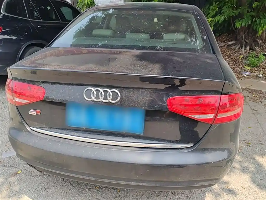 Audi A4L 2013 30 TFSI Manual Comfort фото 6