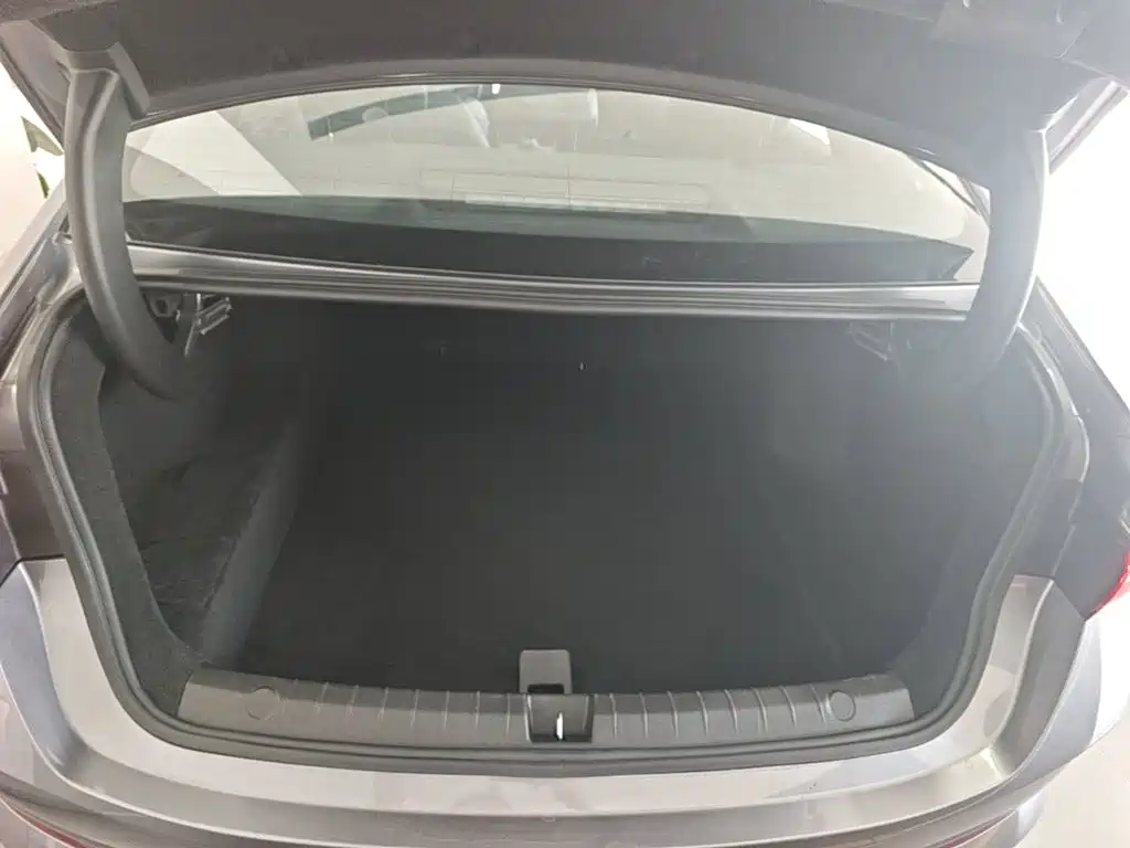 Фото 19 - BYD Qin PLUS
