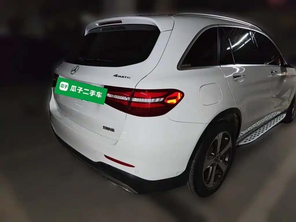 Mercedes-Benz GLC 2017 GLC 260 4MATIC Luxury фото 5