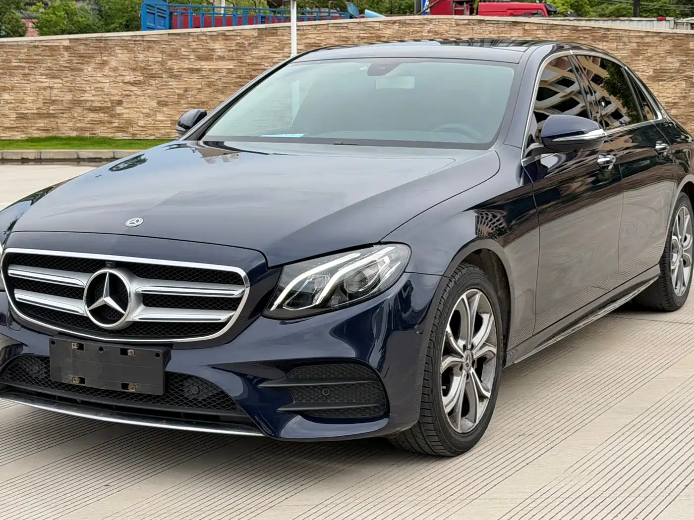 Mercedes-Benz E-Class 2020 E 300 L Sport Fashion Model