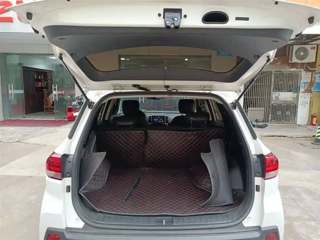 Hyundai Beijing Hyundai ix35 2018 2.0L Automatic 2WD Zhiyong·Enjoyment Edition фото 19