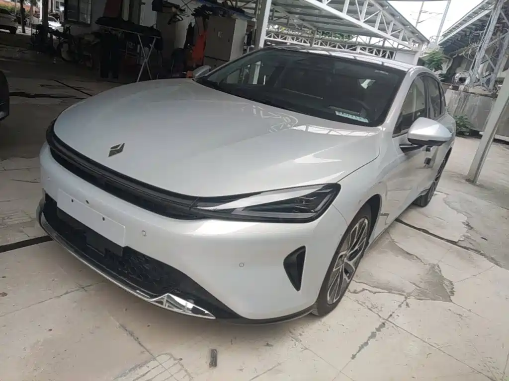 Baojun Enjoyment 2026 2025 PHEV 140km Luxury Edition