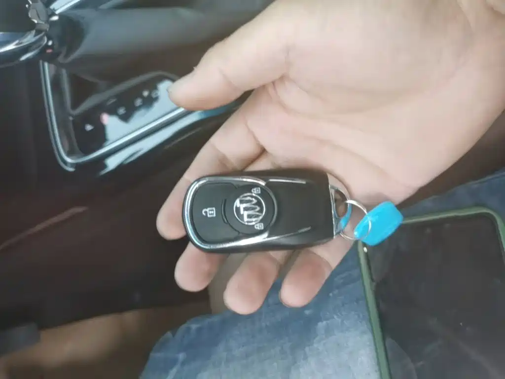 Buick GL6 2022 2021 323T Mild Hybrid Connected Luxury