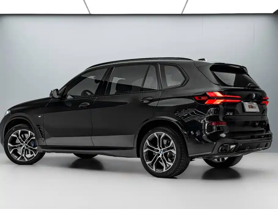 BMW X5 2026 2026 xDrive 40Li M Sport Night Edition Package
