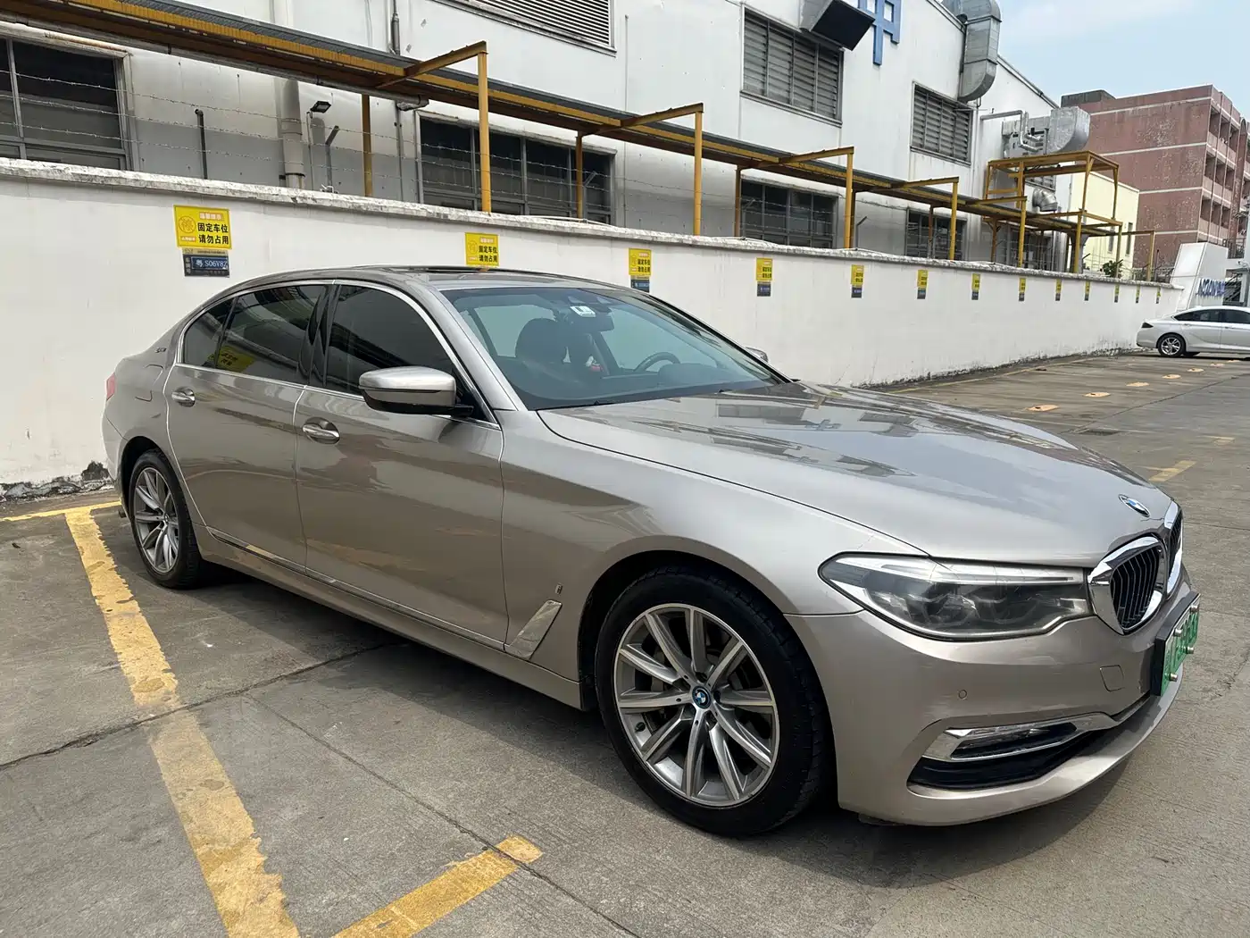 BMW 5 SERIES NEW ENERGY