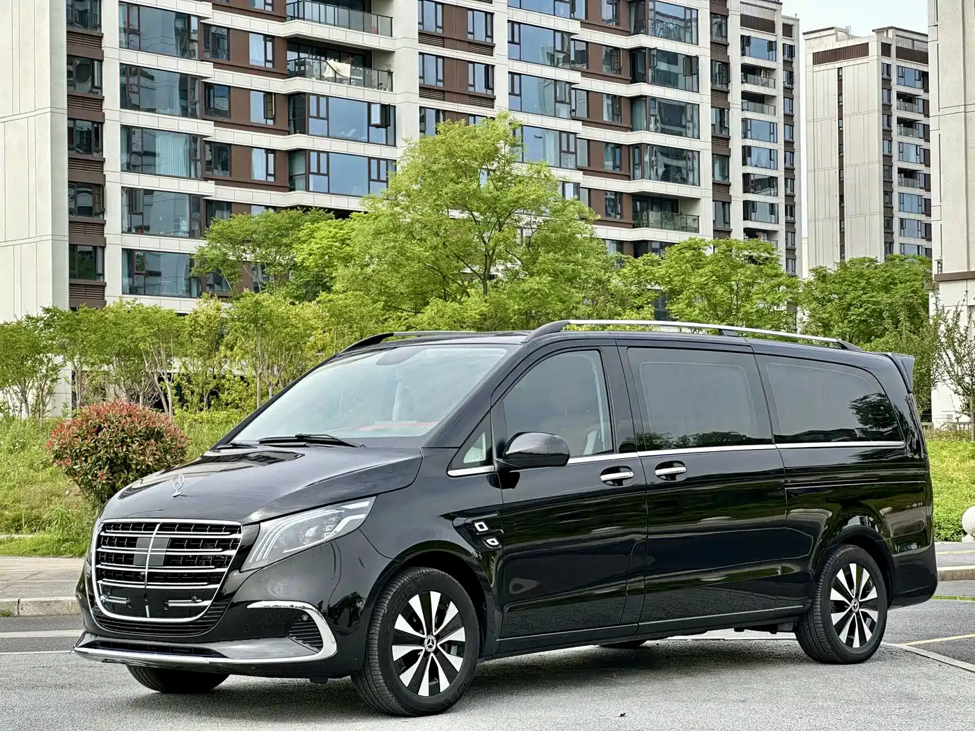 Mercedes-Benz Vito 2023 2.0T Business 7-Seater