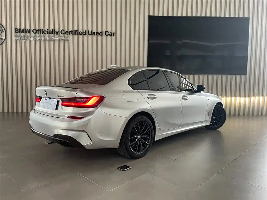 Фото 4 - BMW 3 Series
