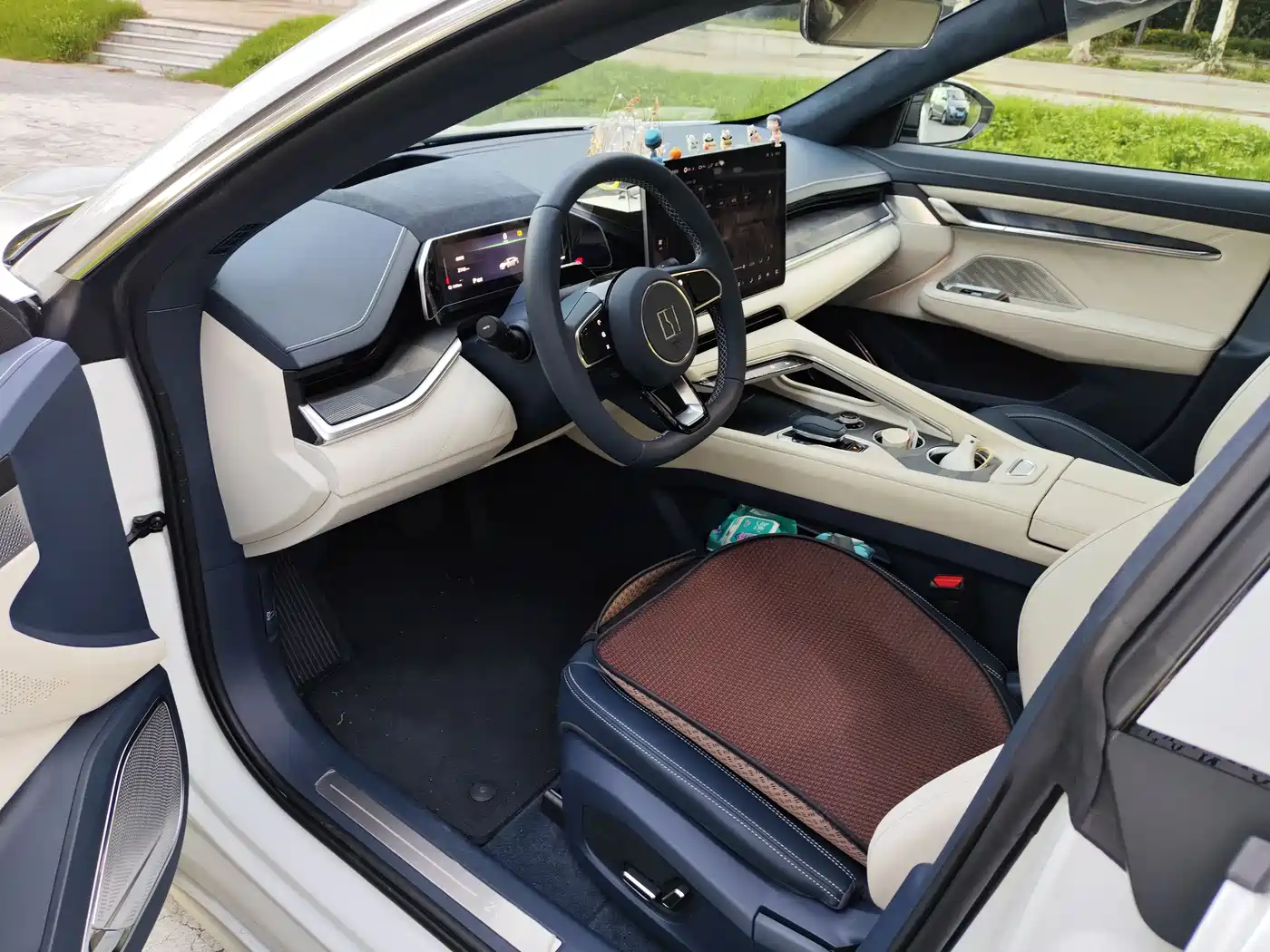 ZEEKR EXTREME KRYPTON 001