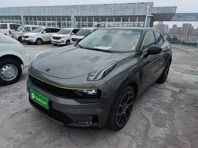 Lynk & Co 05