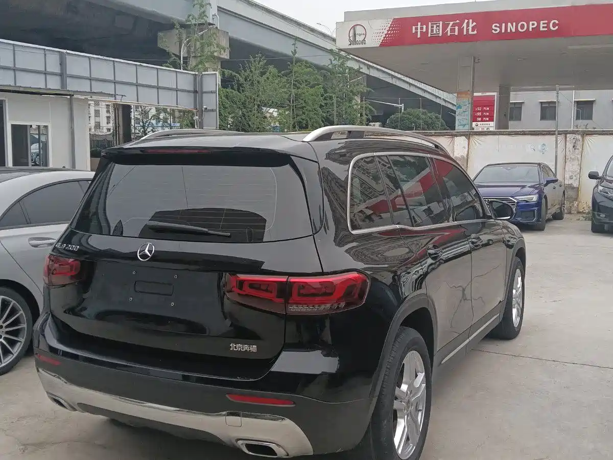 Mercedes-Benz GLB 2023 Facelift GLB 200 Dynamic фото 10