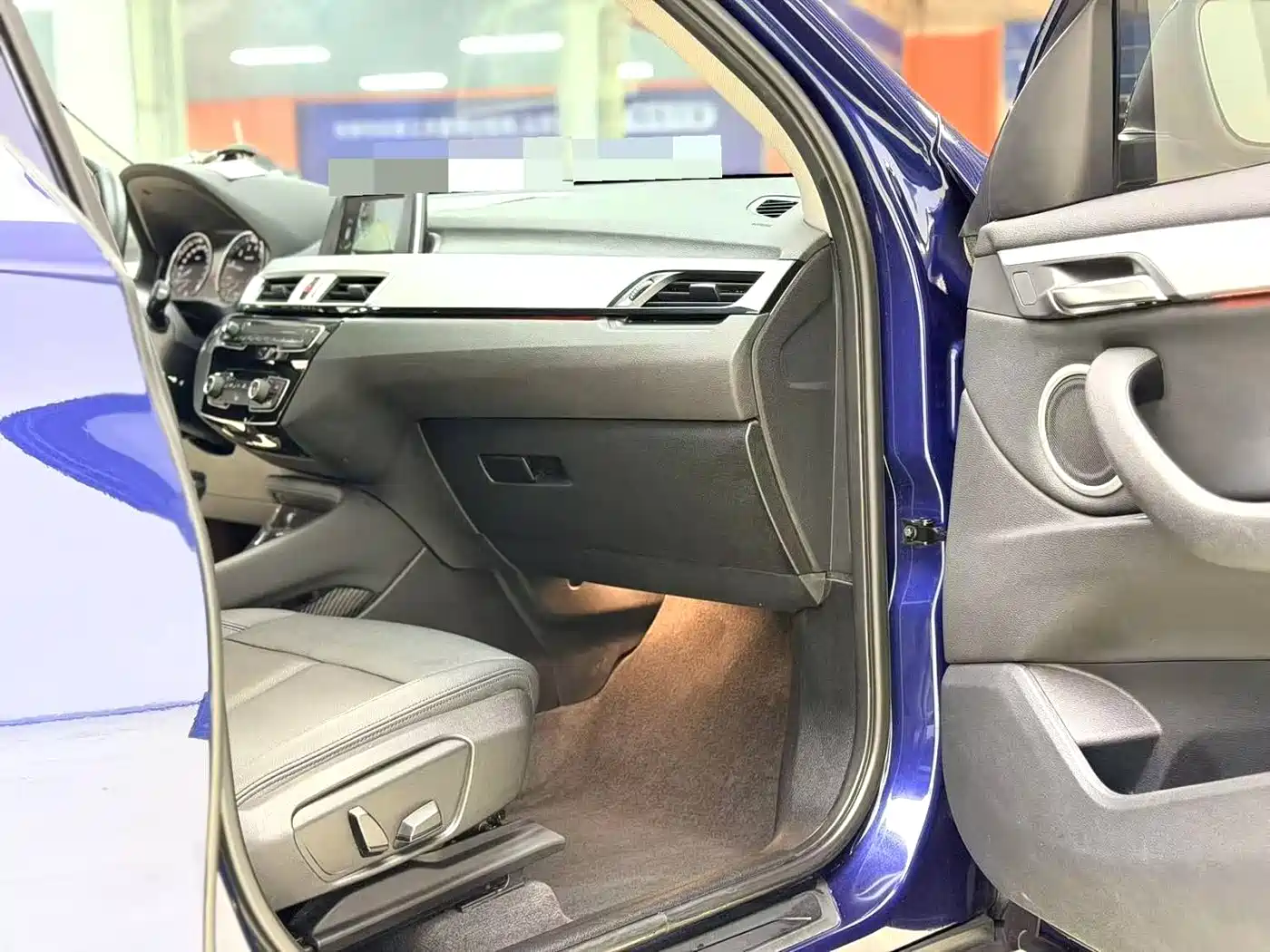 BMW X1 2019 sDrive20Li Leading Model фото 9