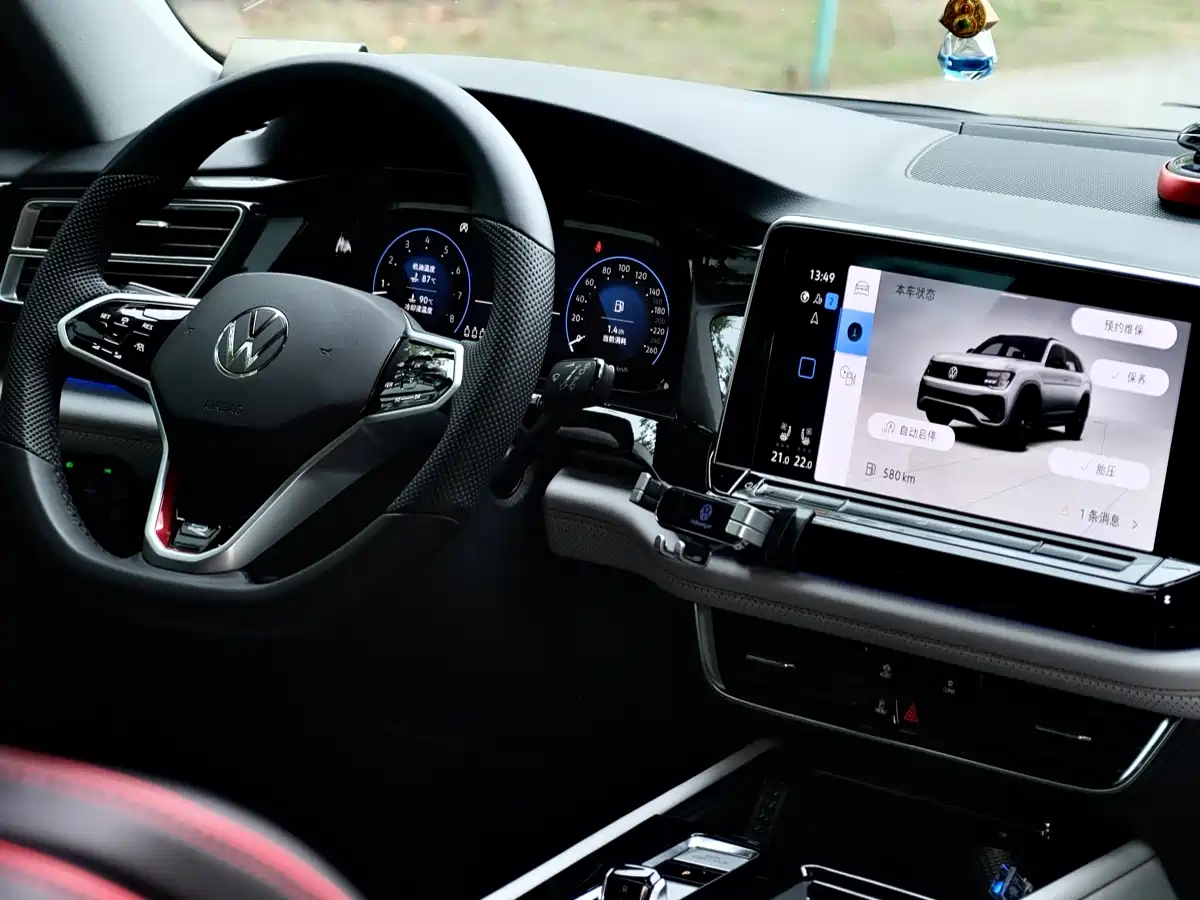 Volkswagen Teramont 2024 530 V6 4WD Dragon Auspicious Edition фото 12