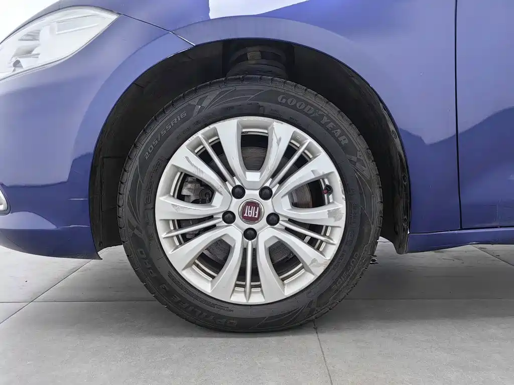 Fiat Viaggio 2016 2015 1.4T Auto Sport Edition
